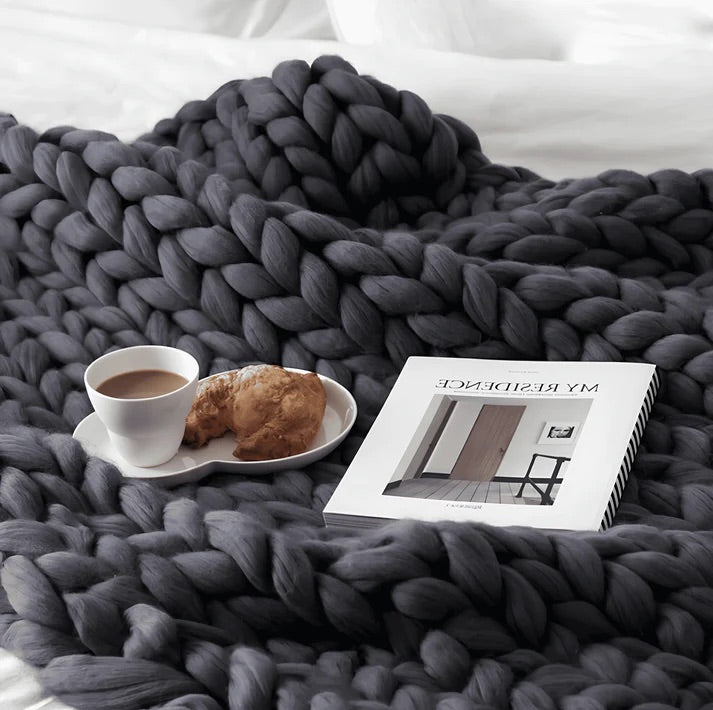 KRIAV™  - COZY KNIT BLANKET